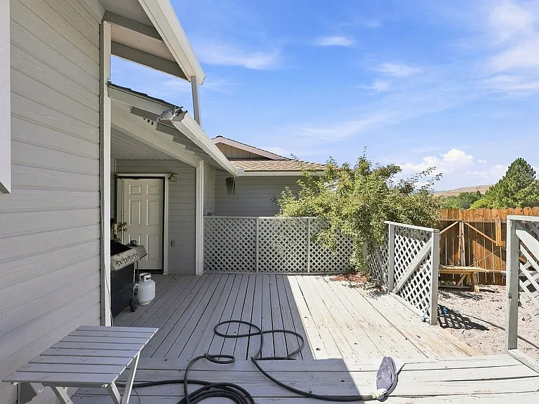 3300 Socrates Dr — Photo 13