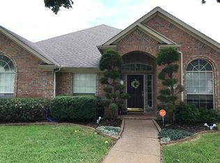 433 Ridge Meade Dr, Lewisville, TX 75067