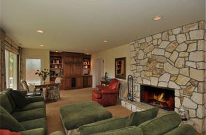 2nd image of 3044 Whalers Way