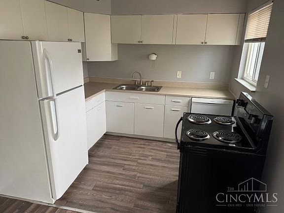 5th image of 7227 Bernard Ave