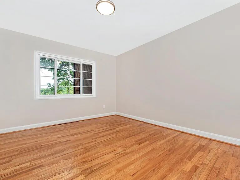Parkview — Photo 34