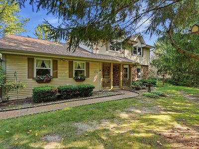 S69W32666 Westgate DRIVE, Mukwonago, WI, 53149
