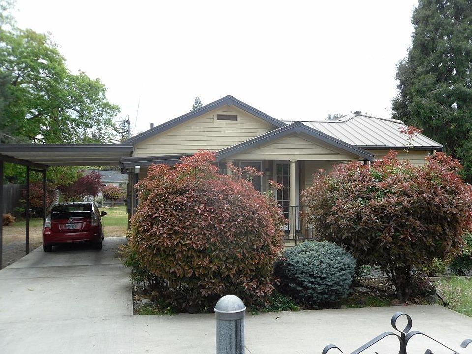 1st image of 206 Sunrise Ave