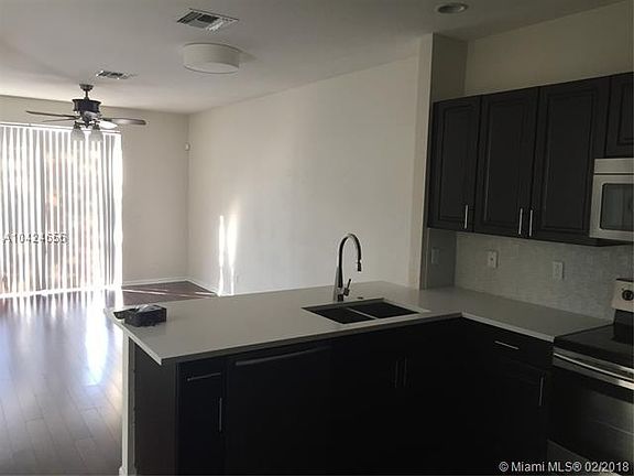 5th image of 1427 NW 34th Way