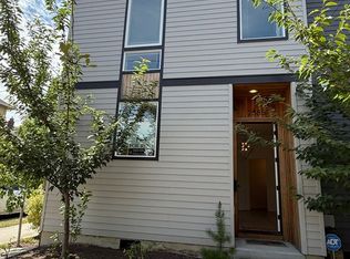 2585 SE 13th Ave, Portland, OR 97202