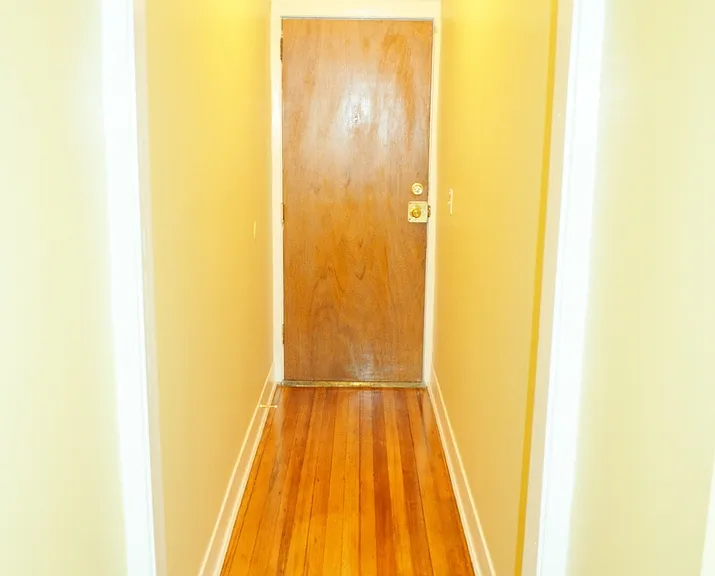 450 Barbour St — Photo 16