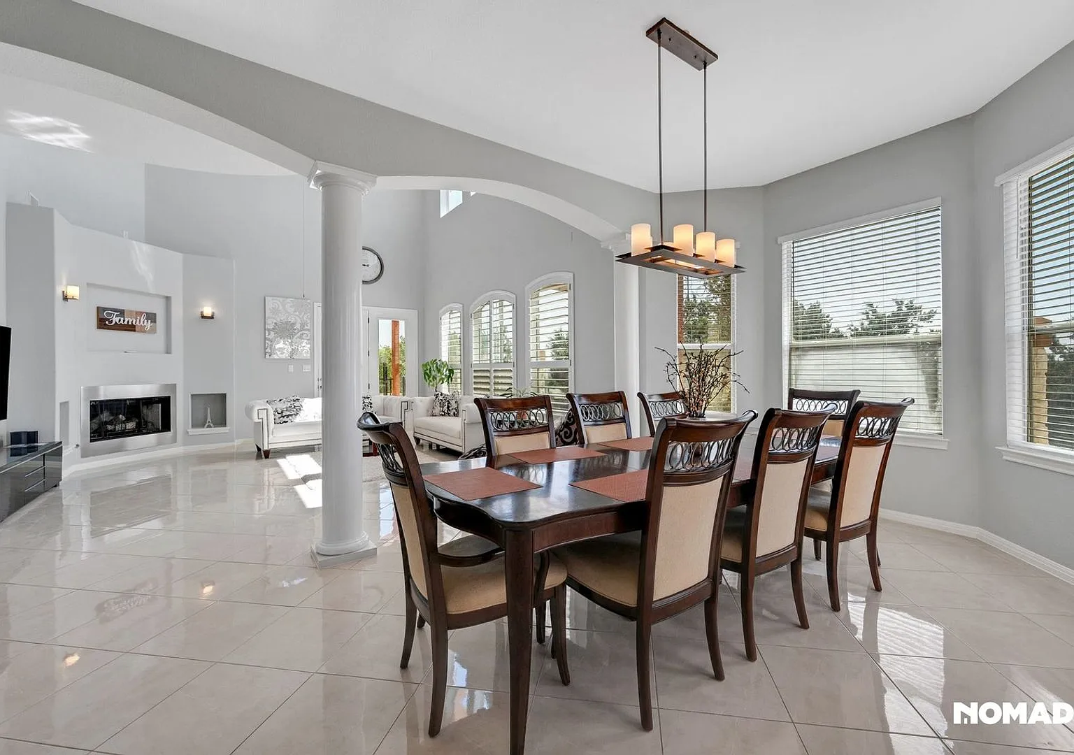 Stunning 5BR House in Leander — Photo 4