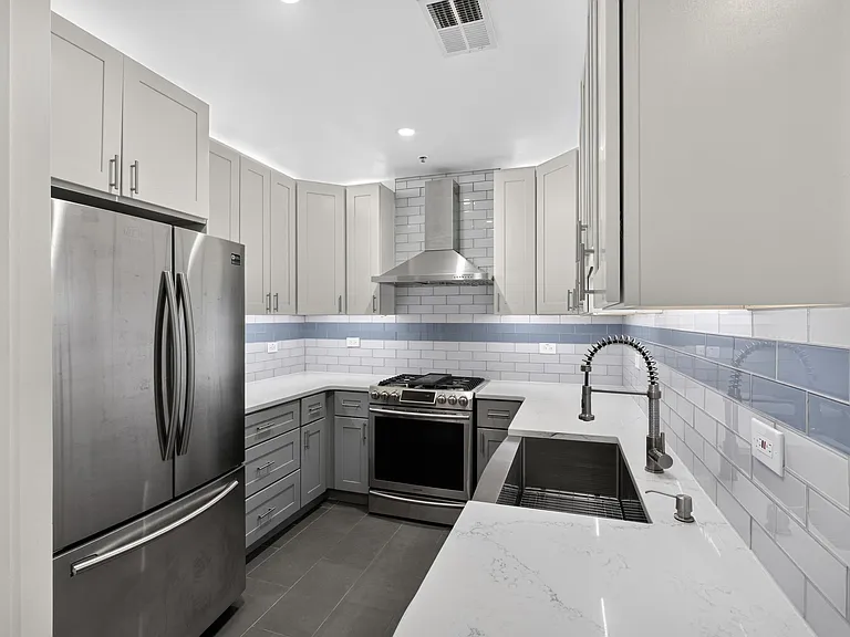 159 2nd St #304 — Photo 8