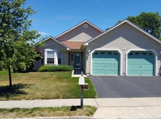 2 Woodspring Ln, Whiting, NJ 08759