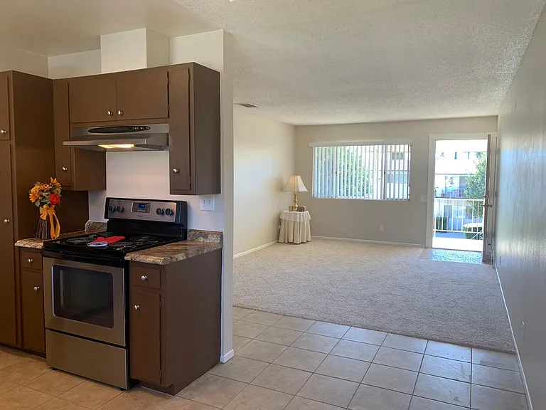25863 Pacific St #18 — Photo 15