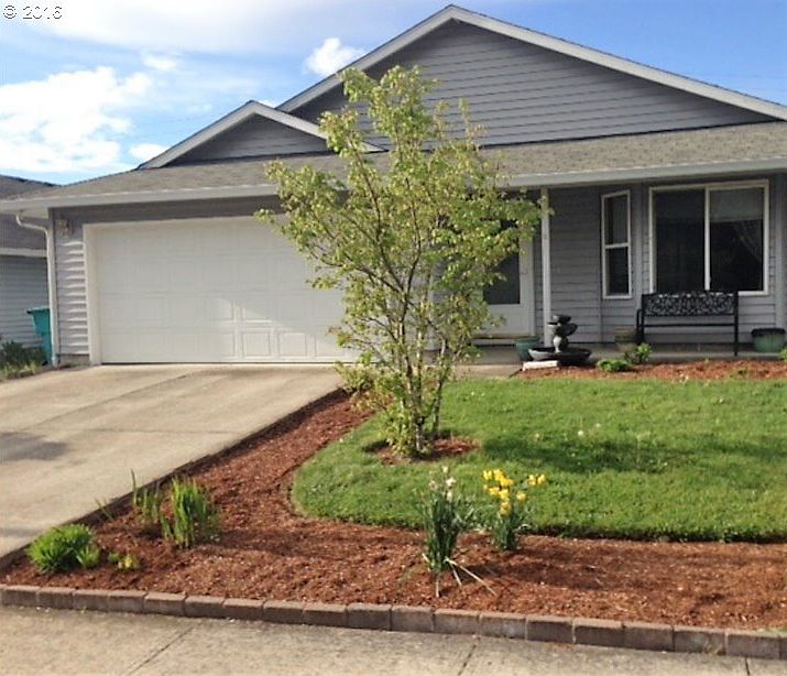 1st image of 7606 NE 65th St