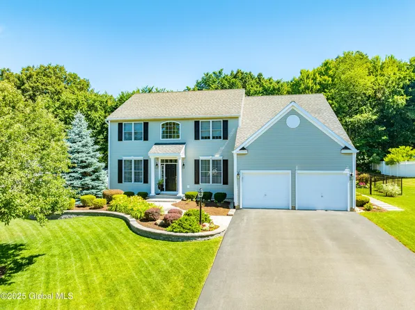 44 Shinnecock Hills Drive, Albany, NY 12205
