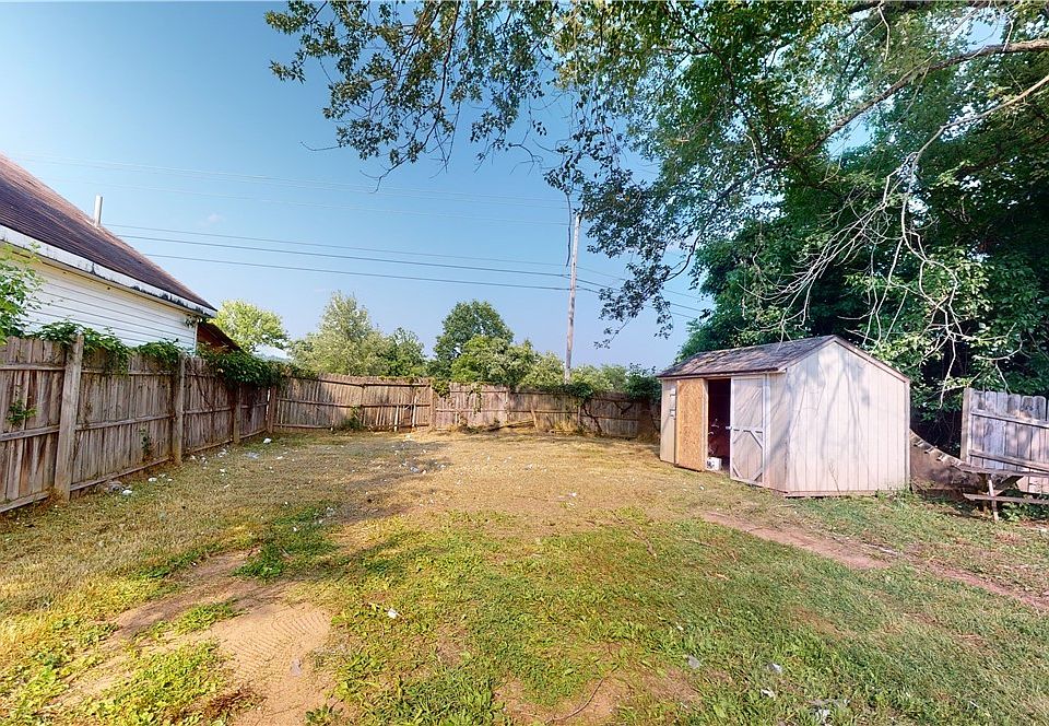 1st image of 4117 8th Ave