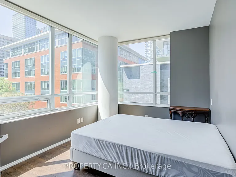 45 Charles St E #502 — Photo 26