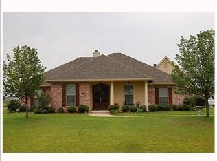 304 Teche Dr, Bossier City, LA 71111