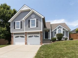 3012 NW 58th Ter, Kansas City, MO 64151