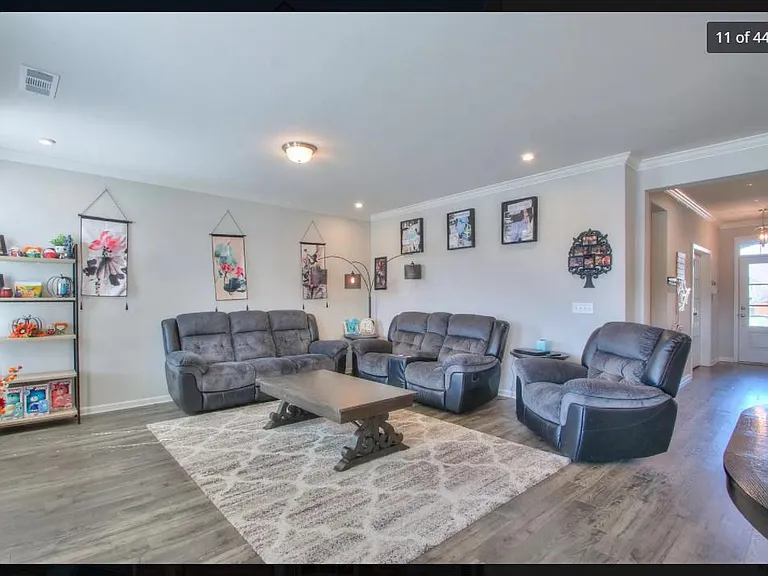 3613 Magpie Ln N — Photo 25