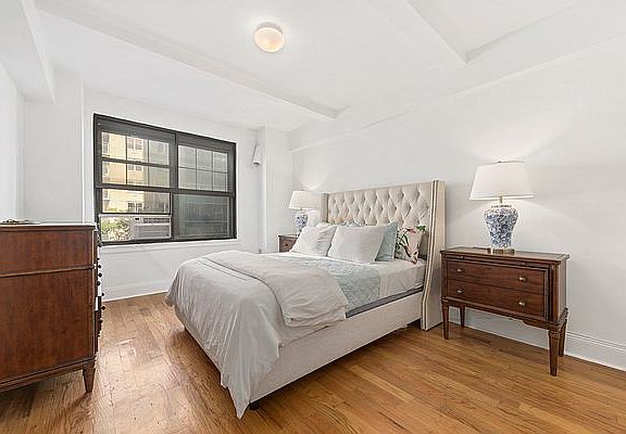 4th image of 200 E 16th St APT 6K