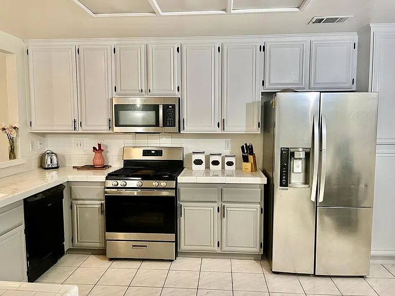 2260 Indigo Hills Dr #4 — Photo 4