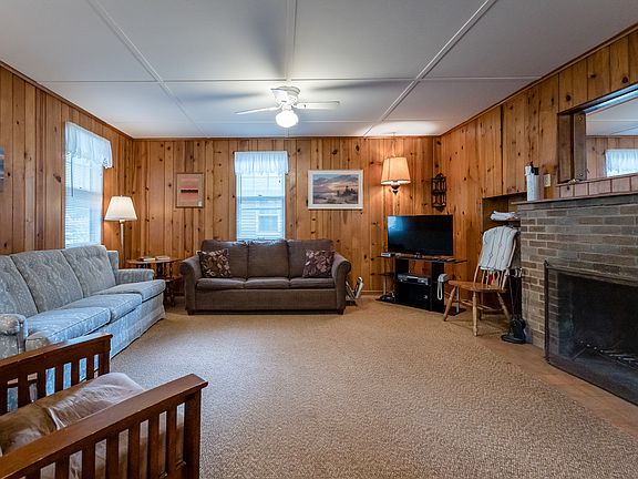 4th image of 17258 Lake Ct #10