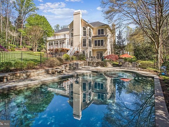 5th image of 2992 Westhurst Ln