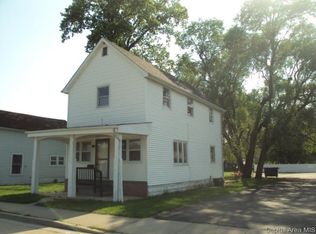 113 N Market St, Chatham, IL 62629