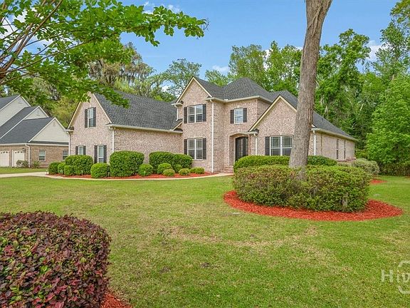 3rd image of 230 Windsong Drive