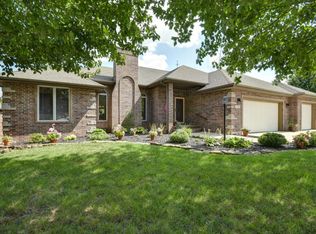 2642 S Williams Ct, Springfield, MO 65807