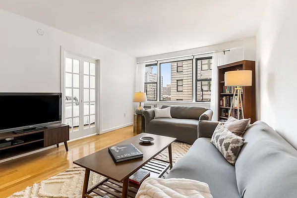 Sold by Douglas Elliman | media 10