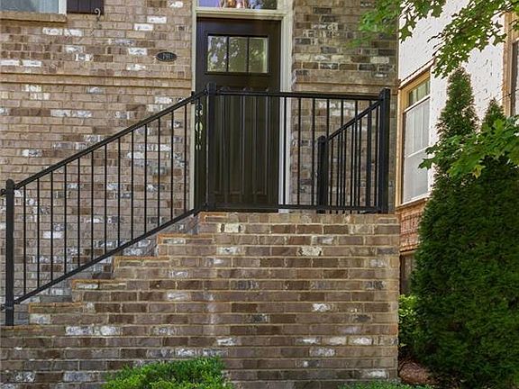 4th image of 791 Park Manor Dr SE