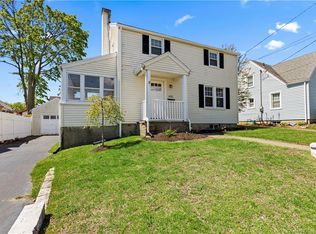 655 Wilcoxson Ave, Stratford, CT 06614