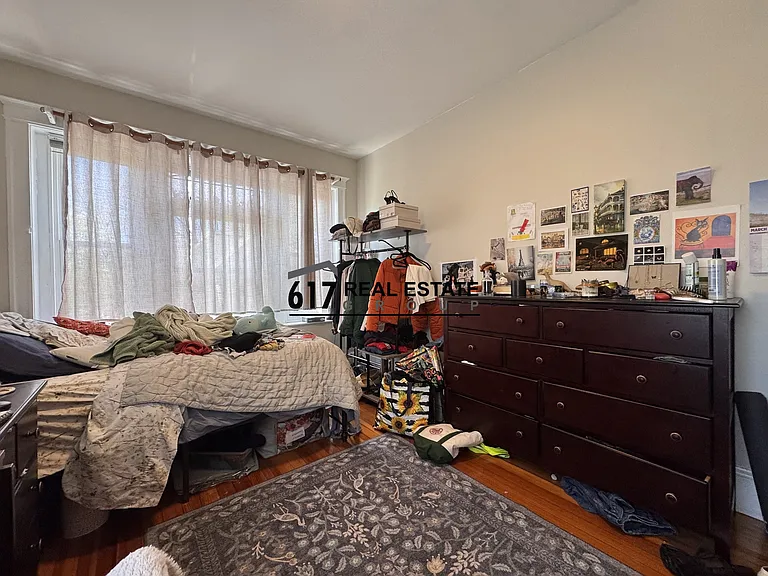 11 Royal St #3 — Photo 11