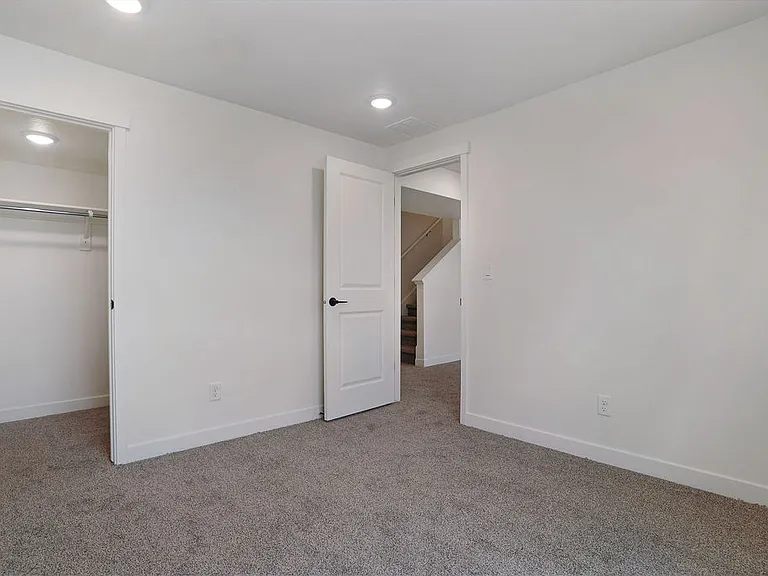 Ledger Cove Townhomes — Photo 15