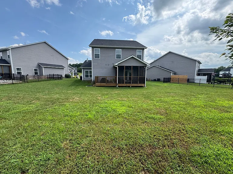 104 Deerberry Ln — Photo 47