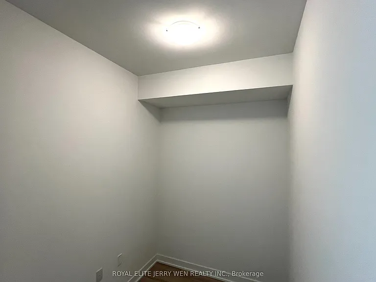 250 Lawrence Ave W #613 — Photo 11