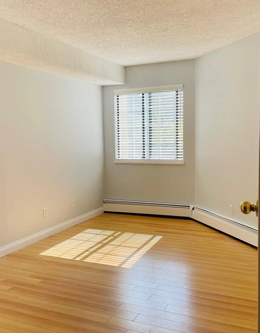8511 Westminster Hwy — Photo 2