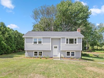 105 Birchwood Dr, Swansea, MA, 02777