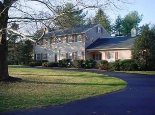 129 Sky Meadow Ln, Leola, PA 17540