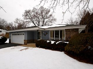 W234N6113 Tulip Ln, Sussex, WI 53089
