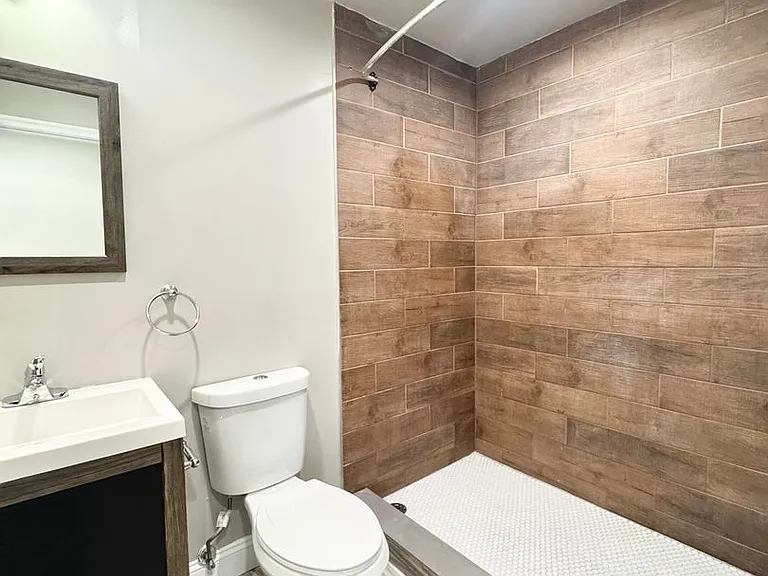 2331-33 N 33rd St. - DPD 6215 — Photo 25