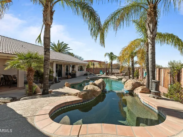 32988 Homestead Drive, Wickenburg, AZ 85390