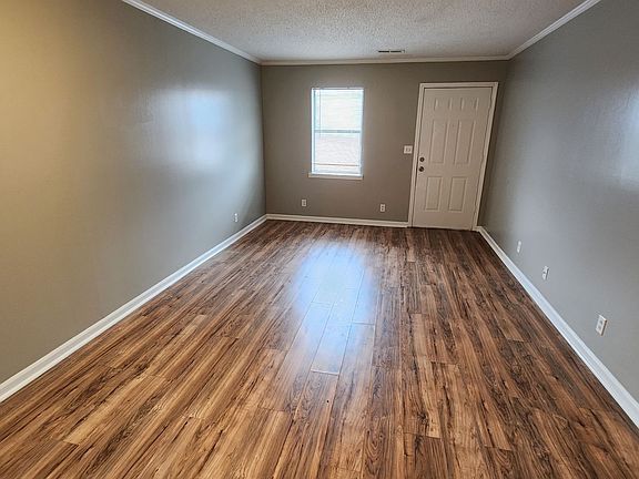 4th image of 4424 Torrance Dr NW APT 14