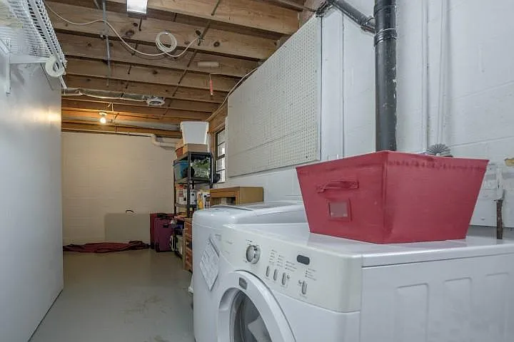 440 Merman Rd — Photo 13