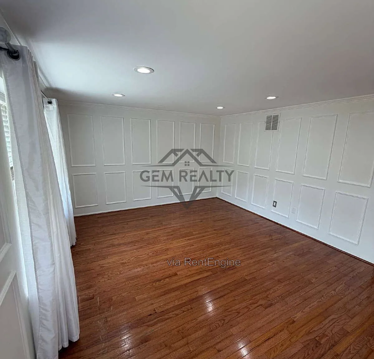 3 bed, 2.5 bath, 1580 sqft, $2,600 — Photo 3
