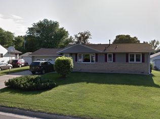 2134 Garnet Dr, Eagan, MN 55122