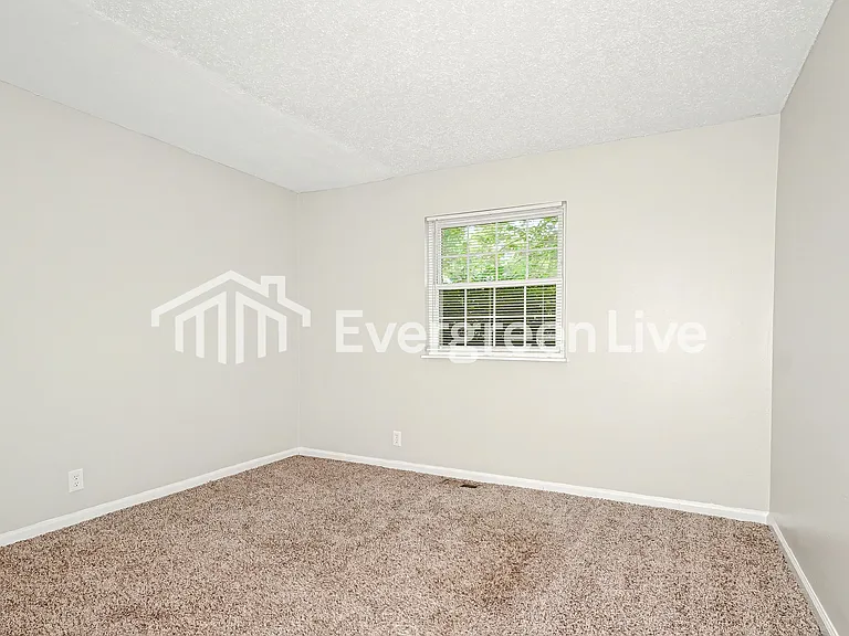 2172 Millvalley Dr — Photo 10