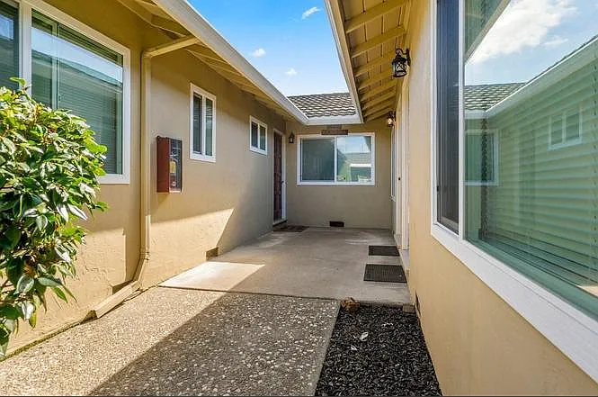 3260 Homestead Rd #1 — Photo 12