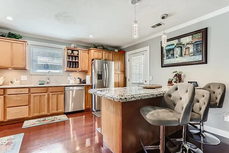 10286 W Layton Dr — Photo 3