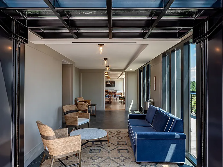 The Glover House Apartments — Photo 22