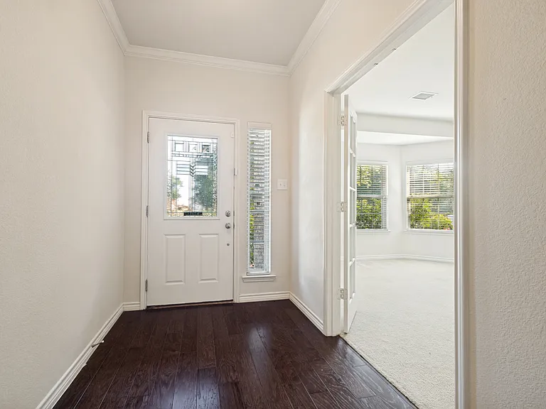 1212 Villa Paloma Blvd — Photo 3